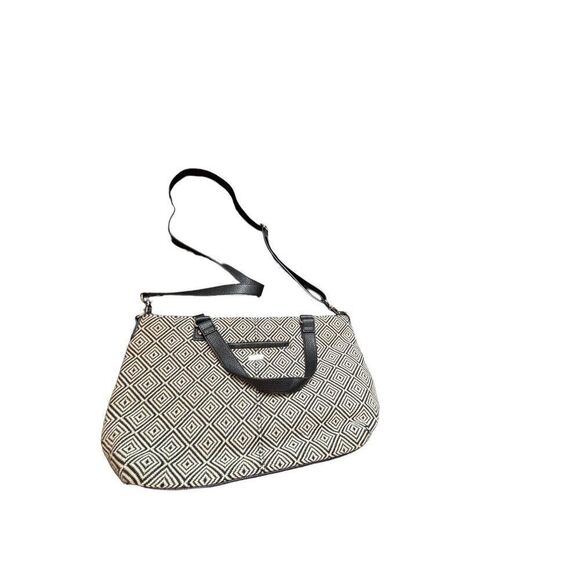 Black & White Geometric Handbag With Adjustable Strap & Inner Pockets - Picture 2 of 14